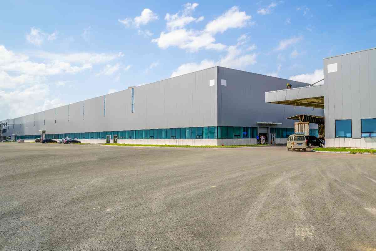 17,000 sqft Under construction warehouse
