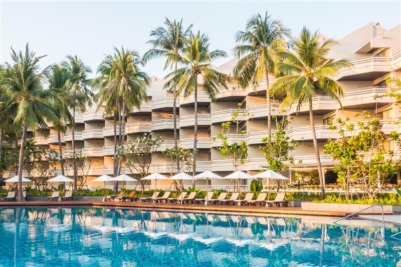 Captivating Freehold 5-Star Hotel in Jumeirah Lake Towers Awaits Your Vision